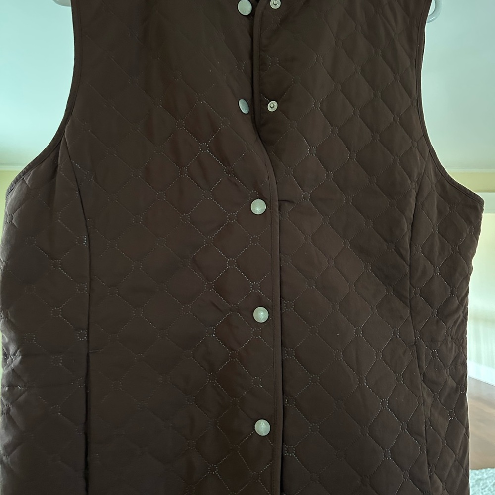 Brown quilted Lizgolf women’s vest